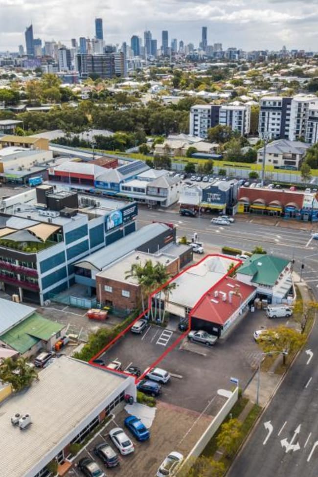 69 Old Cleveland Road Greenslopes QLD 4120