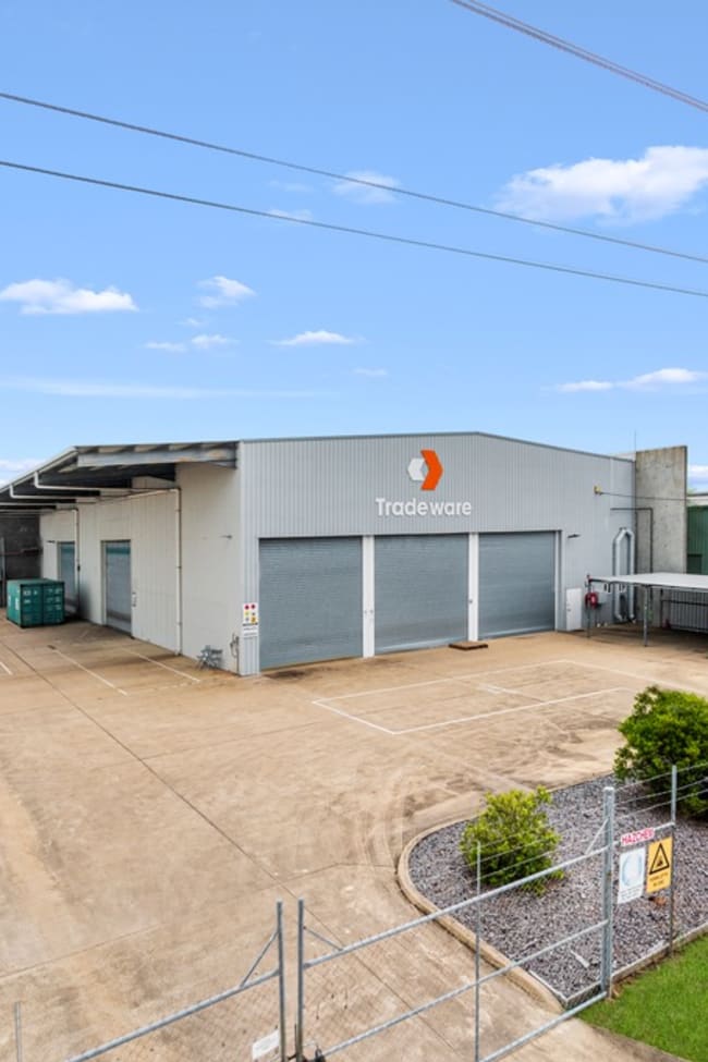 42-44 Crocodile Crescent Mount St John QLD 4818