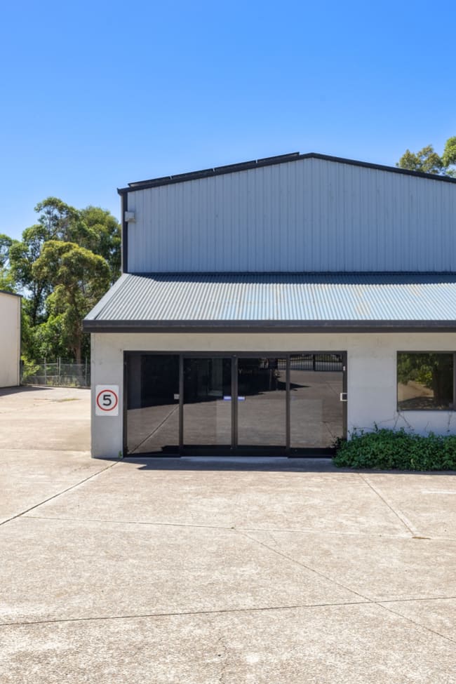 Units 1 & 2, 5 Woodford Place Thornton NSW 2322