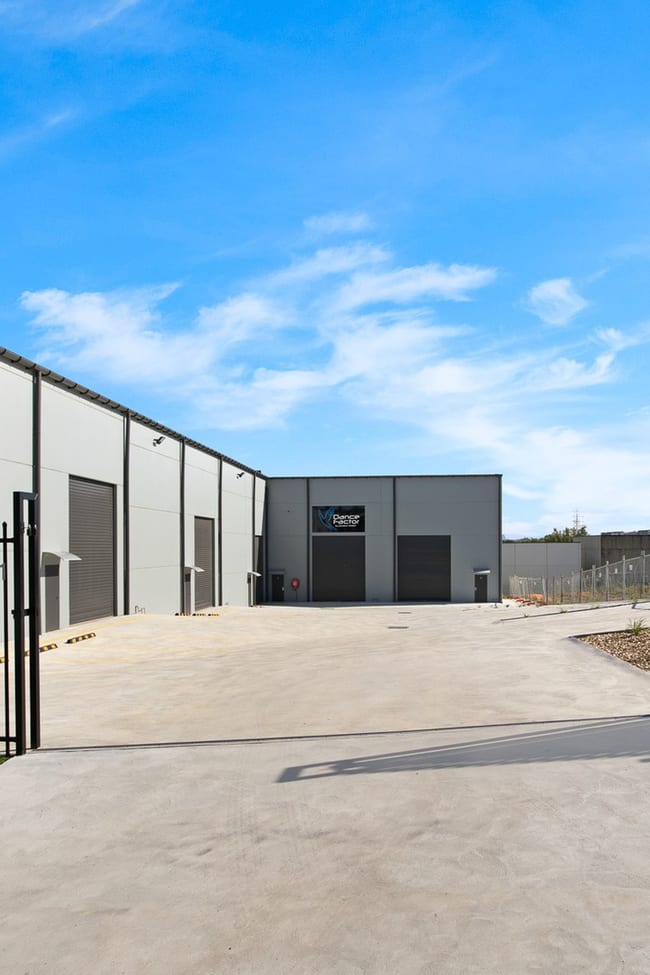 2/11 Warehouse Place Berkeley NSW 2506