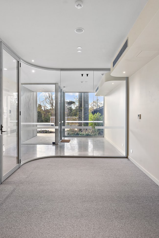 2/26 Watt Road Mornington VIC 3931