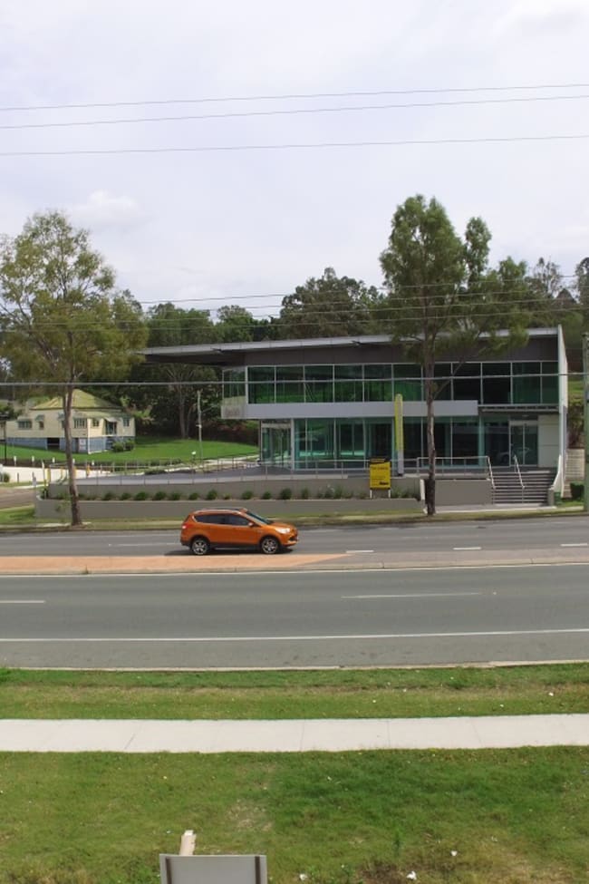 28 Brisbane Road Bundamba QLD 4304