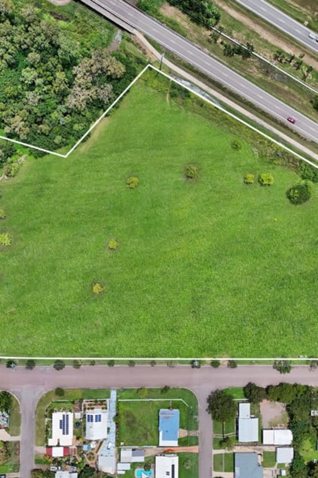 22 Innes Drive Deeragun QLD 4818
