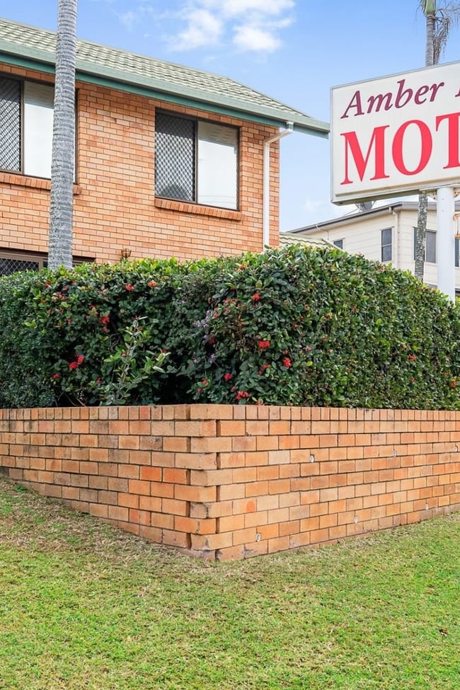 129 Toolooa Street South Gladstone QLD 4680