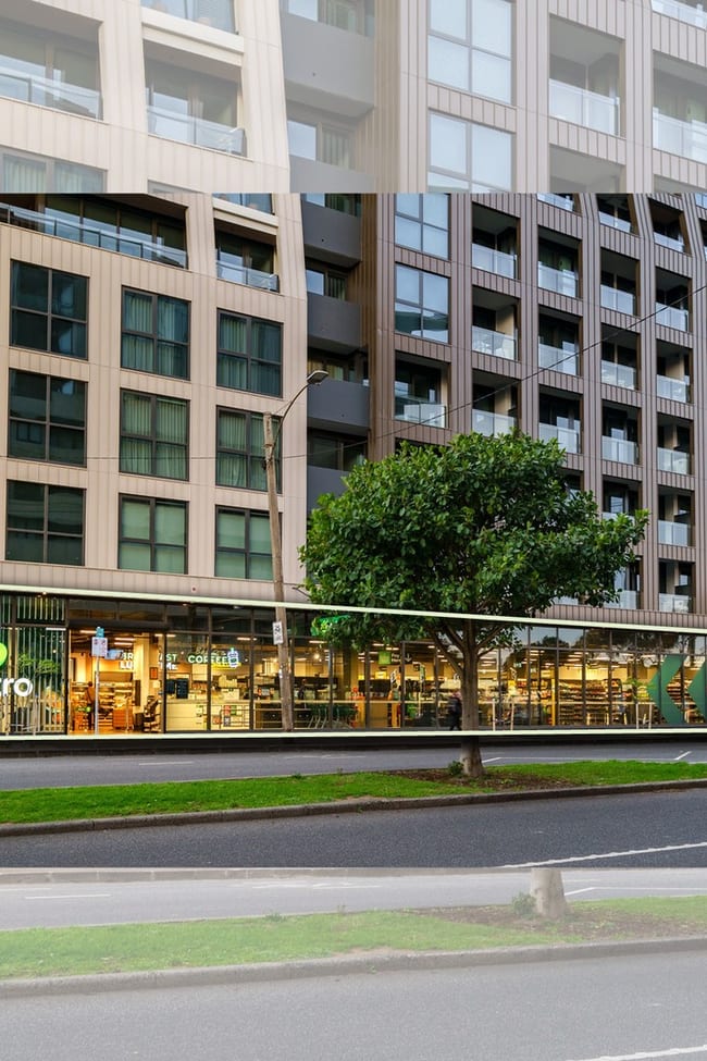 Woolworths Metro West Melbourne, 18 Dryburgh Street West Melbourne VIC 3003