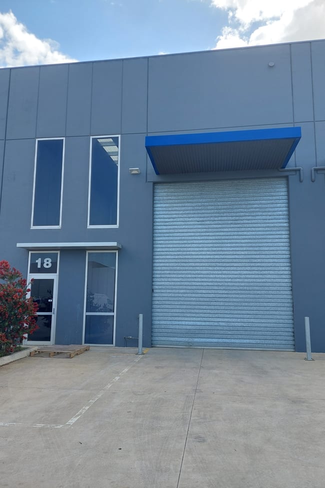 18/1 Network Drive Truganina VIC 3029