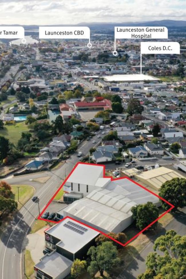 Whole of property/17 Westbury Road South Launceston TAS 7249