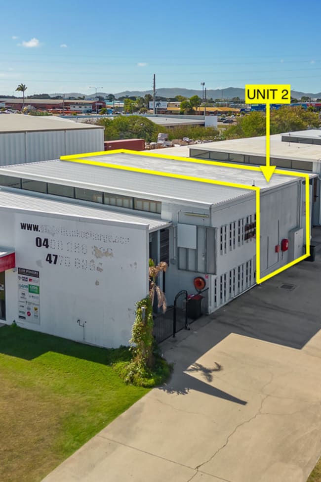 Unit 2/43-45 Keane Street Currajong QLD 4812