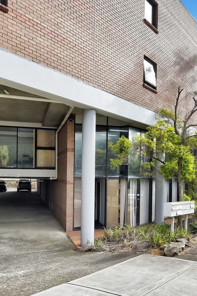 4/42 Leighton Place Hornsby NSW 2077