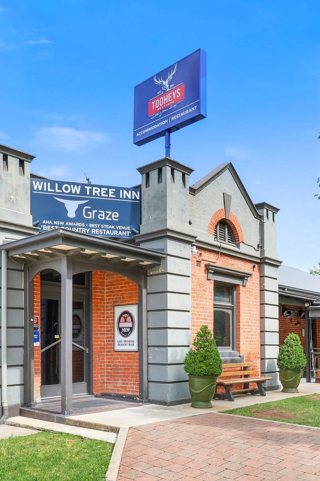 23-25 New England Highway Willow Tree NSW 2339