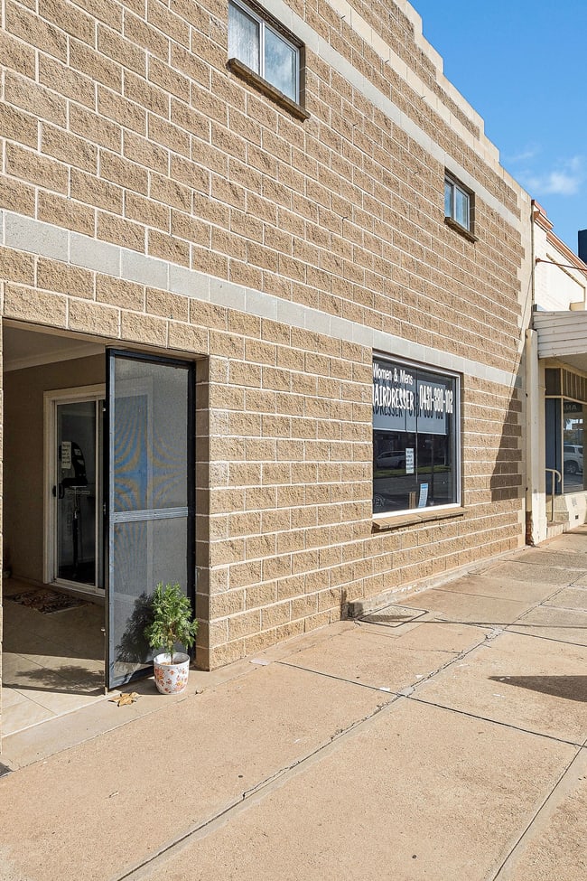 30-32 Kurrajong Avenue Leeton NSW 2705