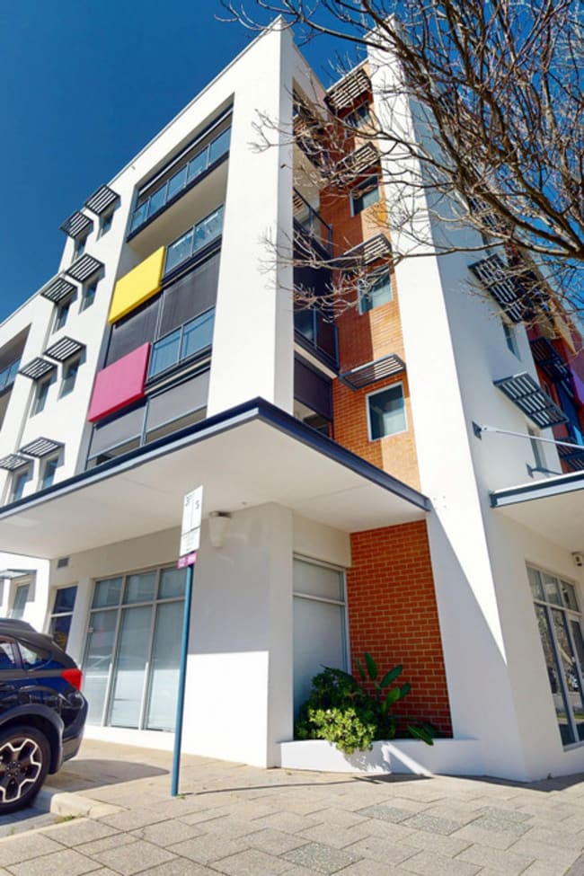 25/32 Fielder Street East Perth WA 6004