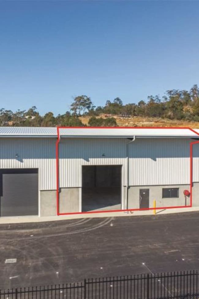 Unit 4/53 Charbooday Drive Youngtown TAS 7249 Unit 4/53 Charbooday Drive Youngtown TAS 7249