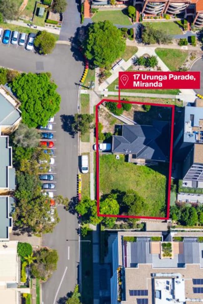 17 Urunga Parade Miranda NSW 2228