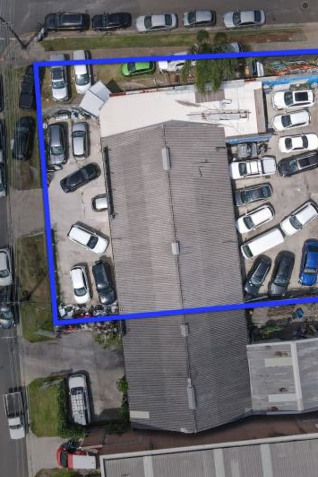 1 Reservoir Avenue Greenacre NSW 2190