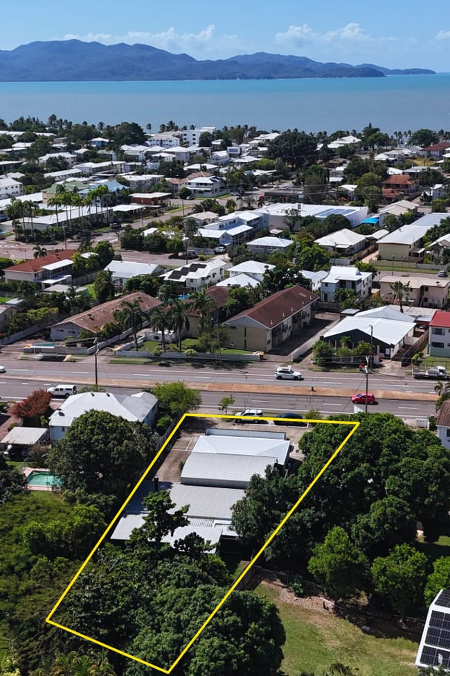 20 Warburton Street North Ward QLD 4810
