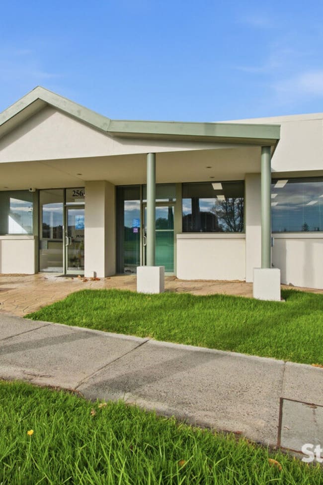 256-256A Commercial Road Morwell VIC 3840