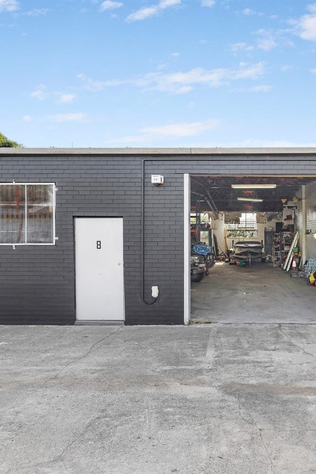 8/17 Waldheim Road Bayswater VIC 3153