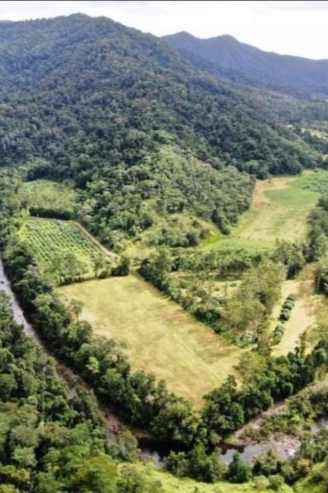 73 Brodies Road Mount Charlton QLD 4741