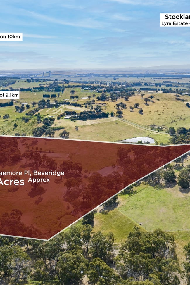 135 Braemore Place Beveridge VIC 3753