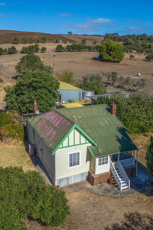 134 Edwards Road Willunga SA 5172