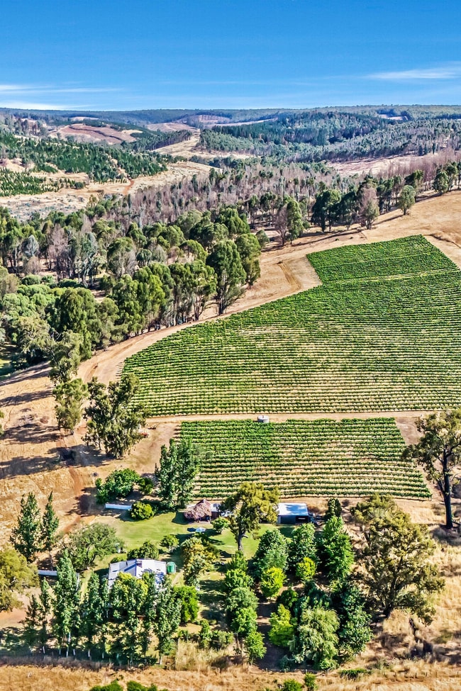 254 Mandalay Road Glen Mervyn WA 6239