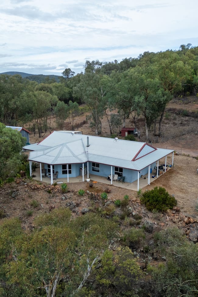 "Jabbat" Stoney Hill Road Cowra NSW 2794
