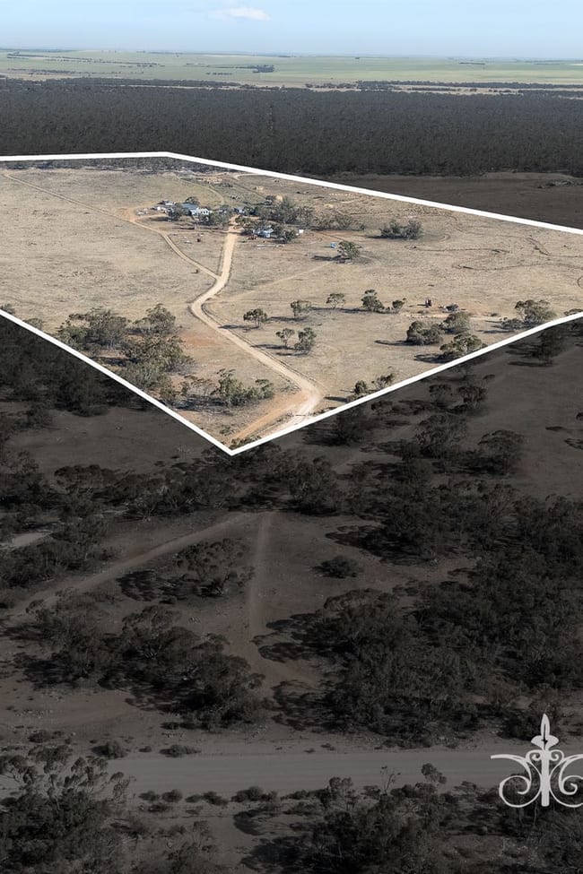27 Lovegrove Road Bowhill SA 5238