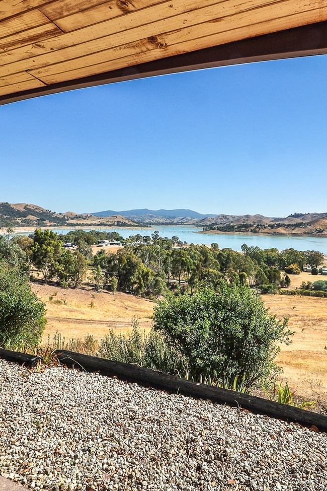 100 Peppin Drive Bonnie Doon VIC 3720 100 Peppin Drive Bonnie Doon VIC 3720