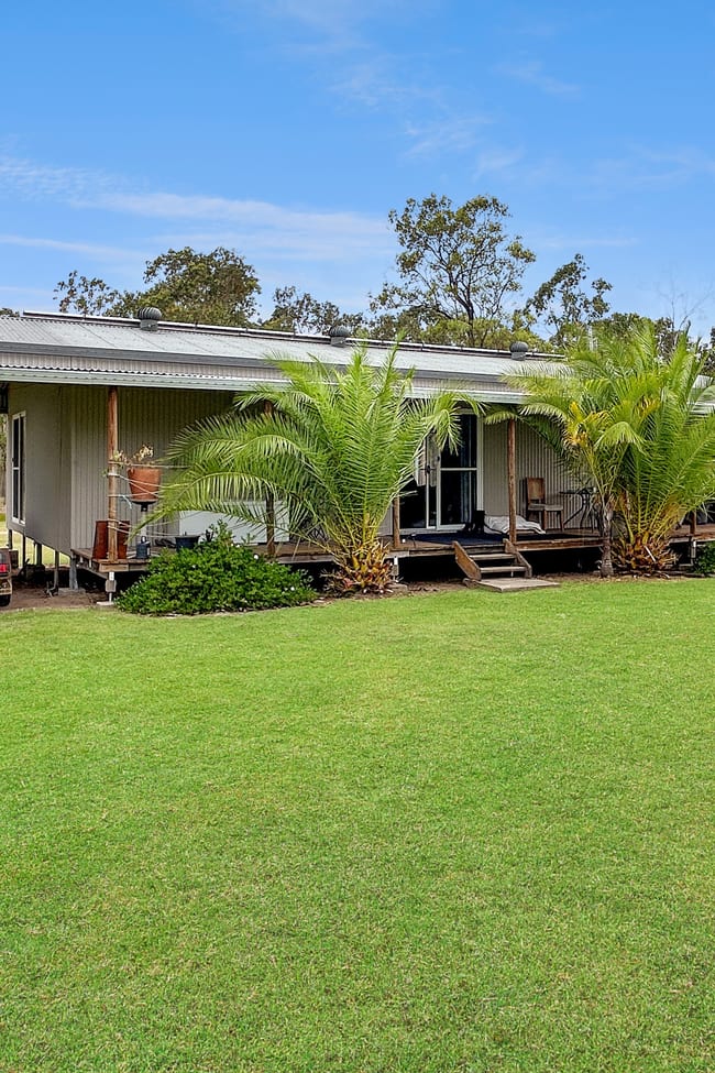 1715 Old Tenterfield Road Kippenduff NSW 2469