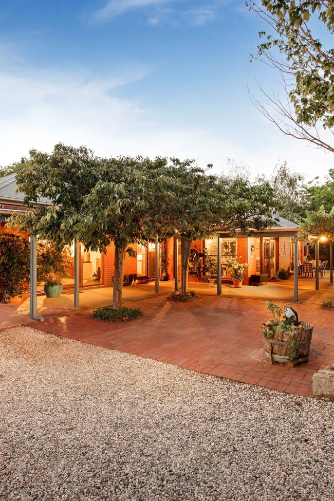 206 Alma Road Beechworth VIC 3747