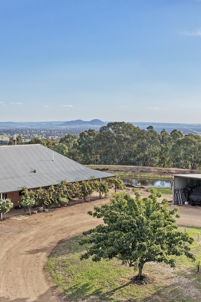 428 Tabletop Road Bridge Creek VIC 3723