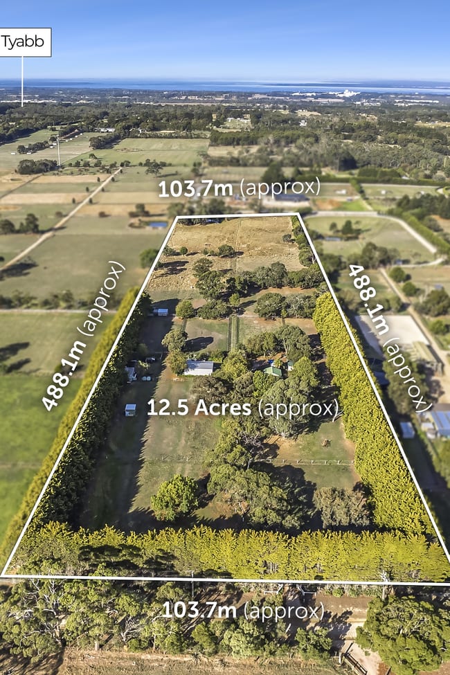 1064 Stumpy Gully Road Moorooduc VIC 3933