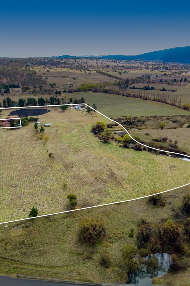 23 O'Connells Road Armidale NSW 2350 23 O'Connells Road Armidale NSW 2350