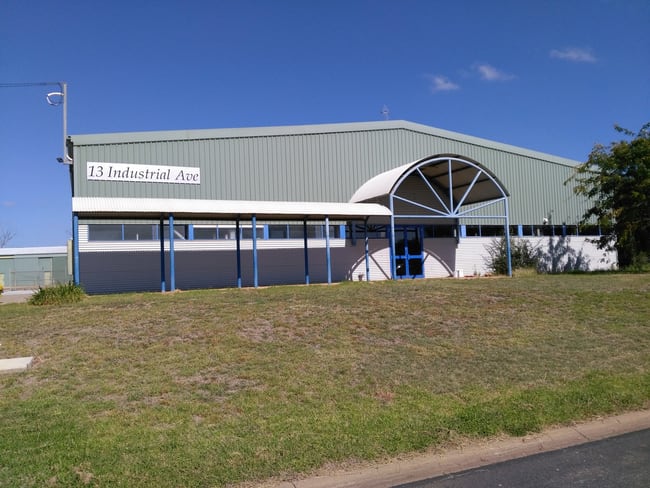 13 Industrial Avenue Mudgee NSW 2850 13 Industrial Avenue Mudgee NSW 2850