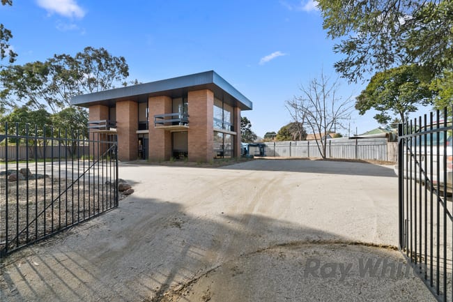 8 Maginness Street Benalla VIC 3672
