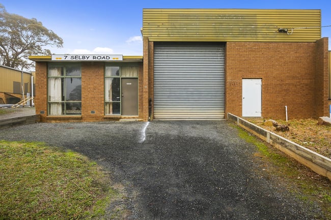 7 Selby Road Woori Yallock VIC 3139 7 Selby Road Woori Yallock VIC 3139