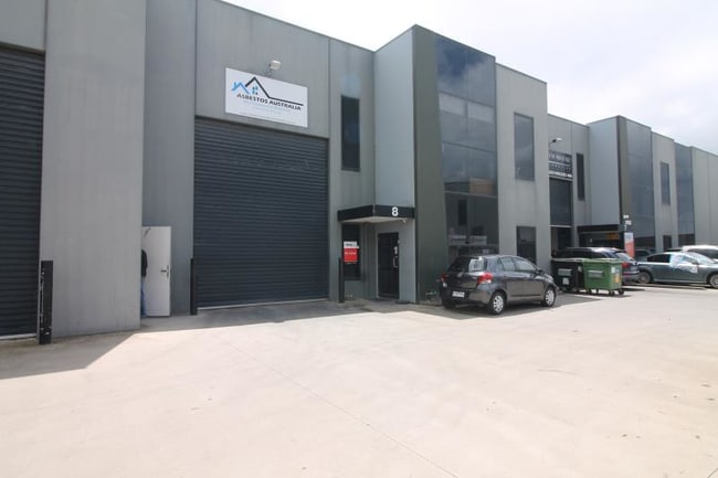 8/7-8 Len Thomas Place Narre Warren VIC 3805