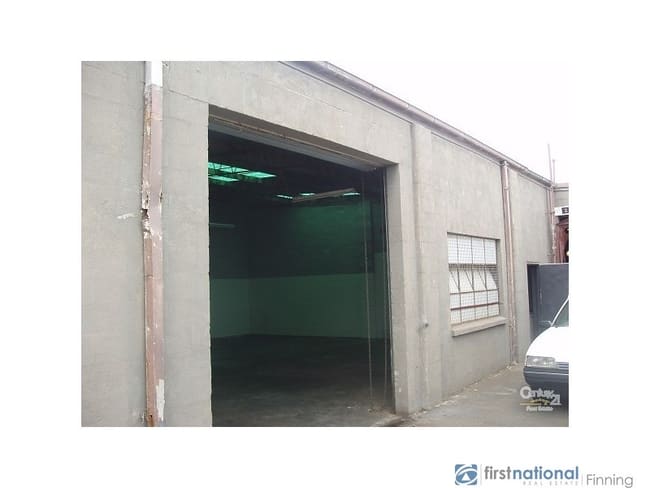 53 Miles Grove Seaford VIC 3198 53 Miles Grove Seaford VIC 3198