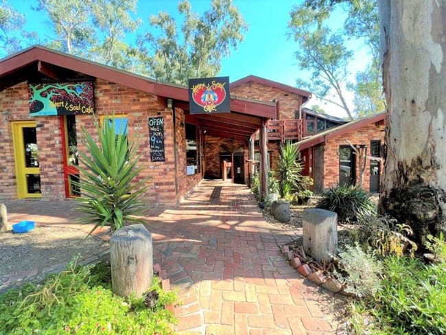 Shop 4, 850 Heidelberg-Kinglake Road Hurstbridge VIC 3099 Shop 4, 850 Heidelberg-Kinglake Road Hurstbridge VIC 3099