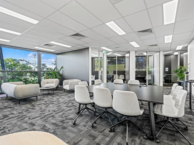 230 Oxford Street Balmoral QLD 4171 230 Oxford Street Balmoral QLD 4171