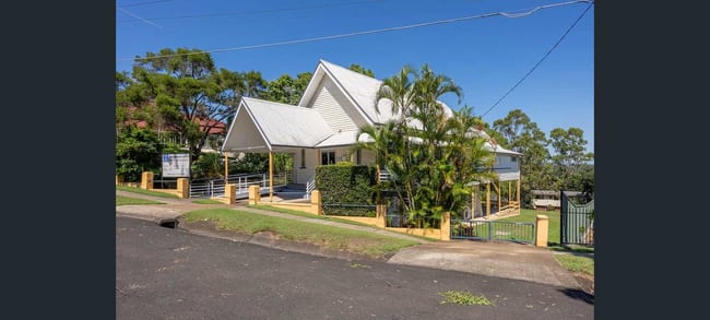 60 Pine Mountain Road North Ipswich QLD 4305 60 Pine Mountain Road North Ipswich QLD 4305