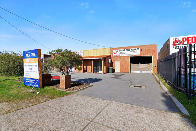 Unit 2/35 Shields Crescent Booragoon WA 6154 Unit 2/35 Shields Crescent Booragoon WA 6154
