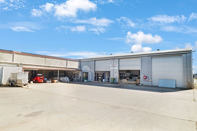 Shed 2 / 4 Rocla Court Glenvale QLD 4350 Shed 2 / 4 Rocla Court Glenvale QLD 4350