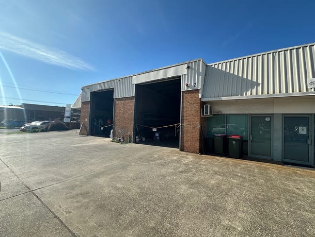2/147 Industrial Road Oak Flats NSW 2529