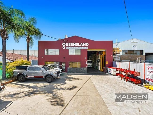 166 Boniface Street Archerfield QLD 4108 166 Boniface Street Archerfield QLD 4108
