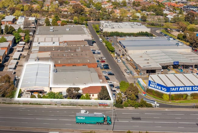 28 Weir Street Glen Iris VIC 3146 28 Weir Street Glen Iris VIC 3146