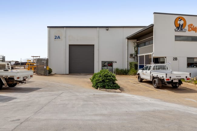 2A/7-9 Gardner Court Wilsonton QLD 4350 2A/7-9 Gardner Court Wilsonton QLD 4350