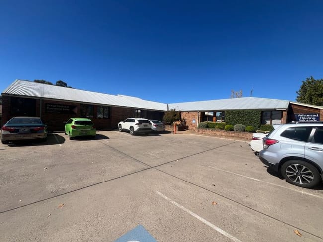 Office Or Medical Suite/256 Anson Street Orange NSW 2800 Office Or Medical Suite/256 Anson Street Orange NSW 2800