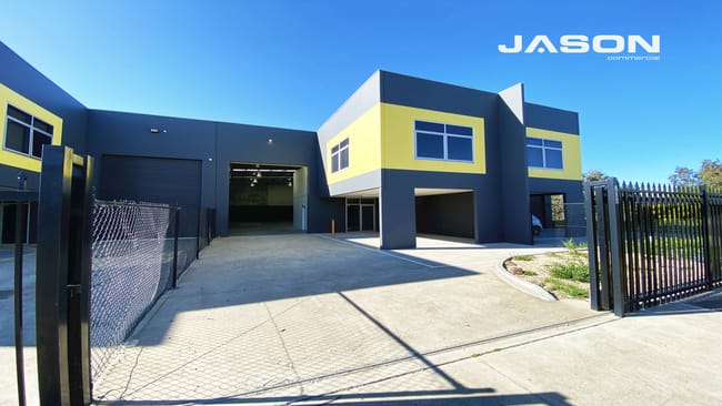 30 Yellowbox Drive Craigieburn VIC 3064 30 Yellowbox Drive Craigieburn VIC 3064